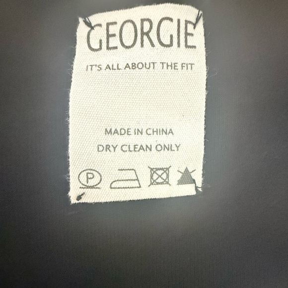 Elegant Black Long Sleeve Dress - Picture 5 of 9